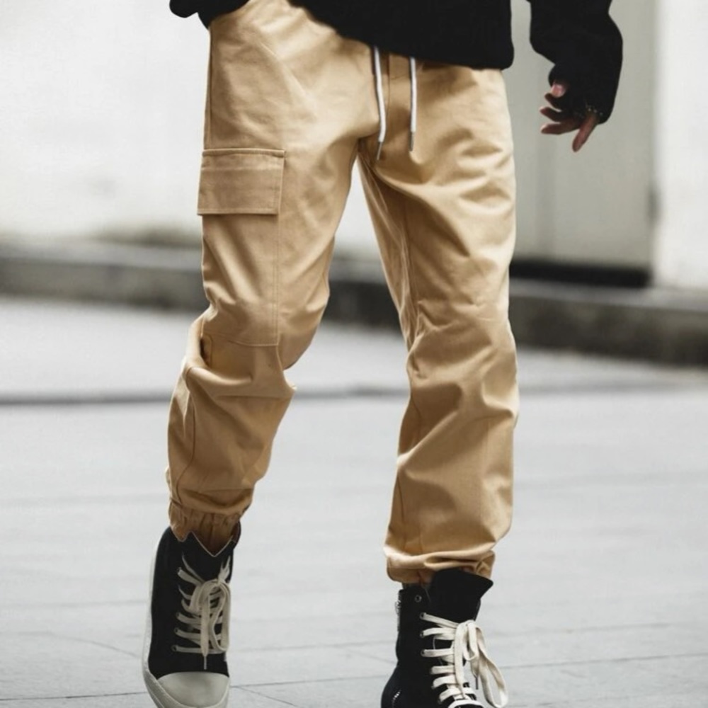 Men’s Shein Cargo pants - Med